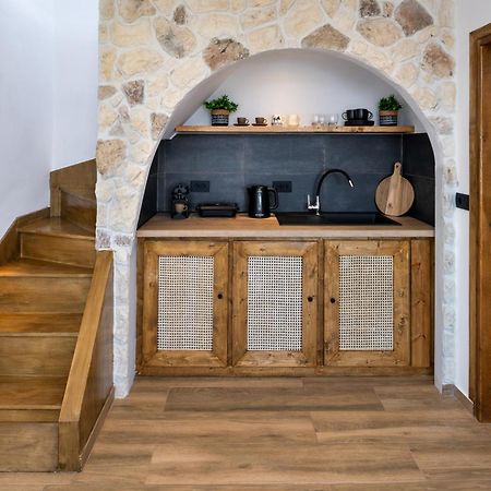Plastiras Rooms Φηρά Εξωτερικό φωτογραφία
