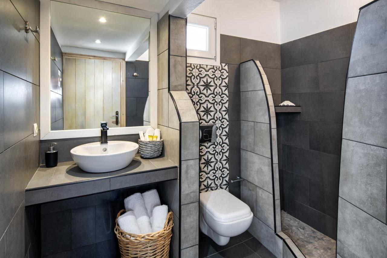 Plastiras Rooms Φηρά Εξωτερικό φωτογραφία